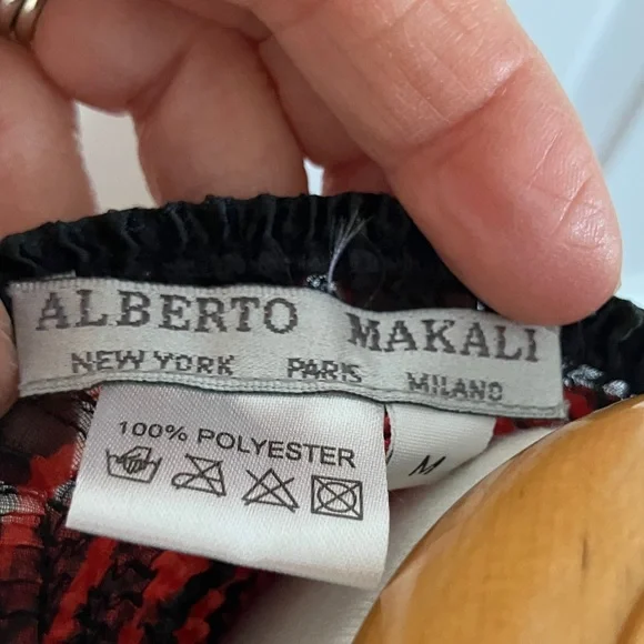 Alberto Makali Red and Black Mesh Top - Picture 2 of 7